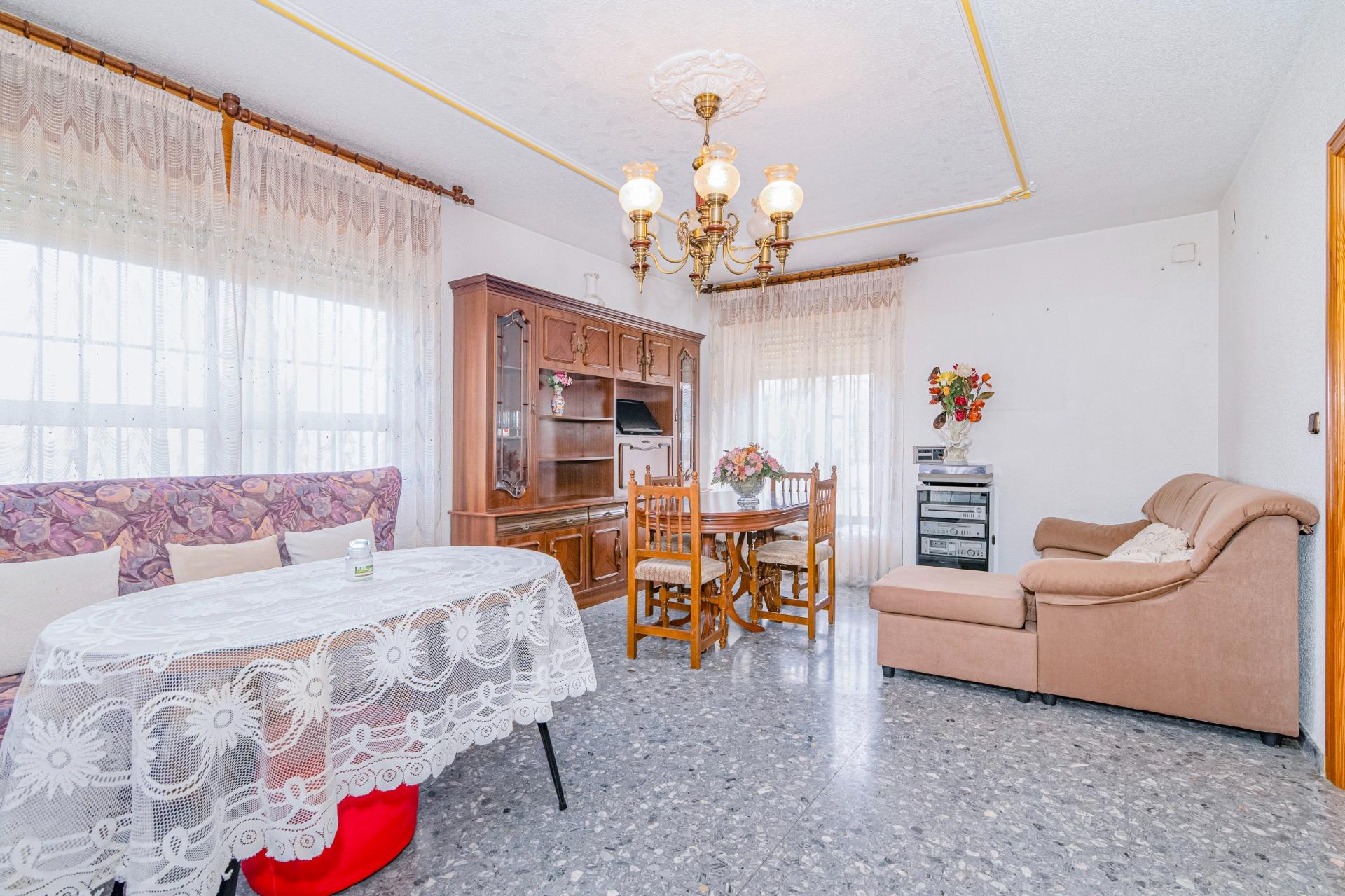 CHALET INDEPENDIENTE CON PISCINA Y PARCELA EN MONTELUZ - foto 35