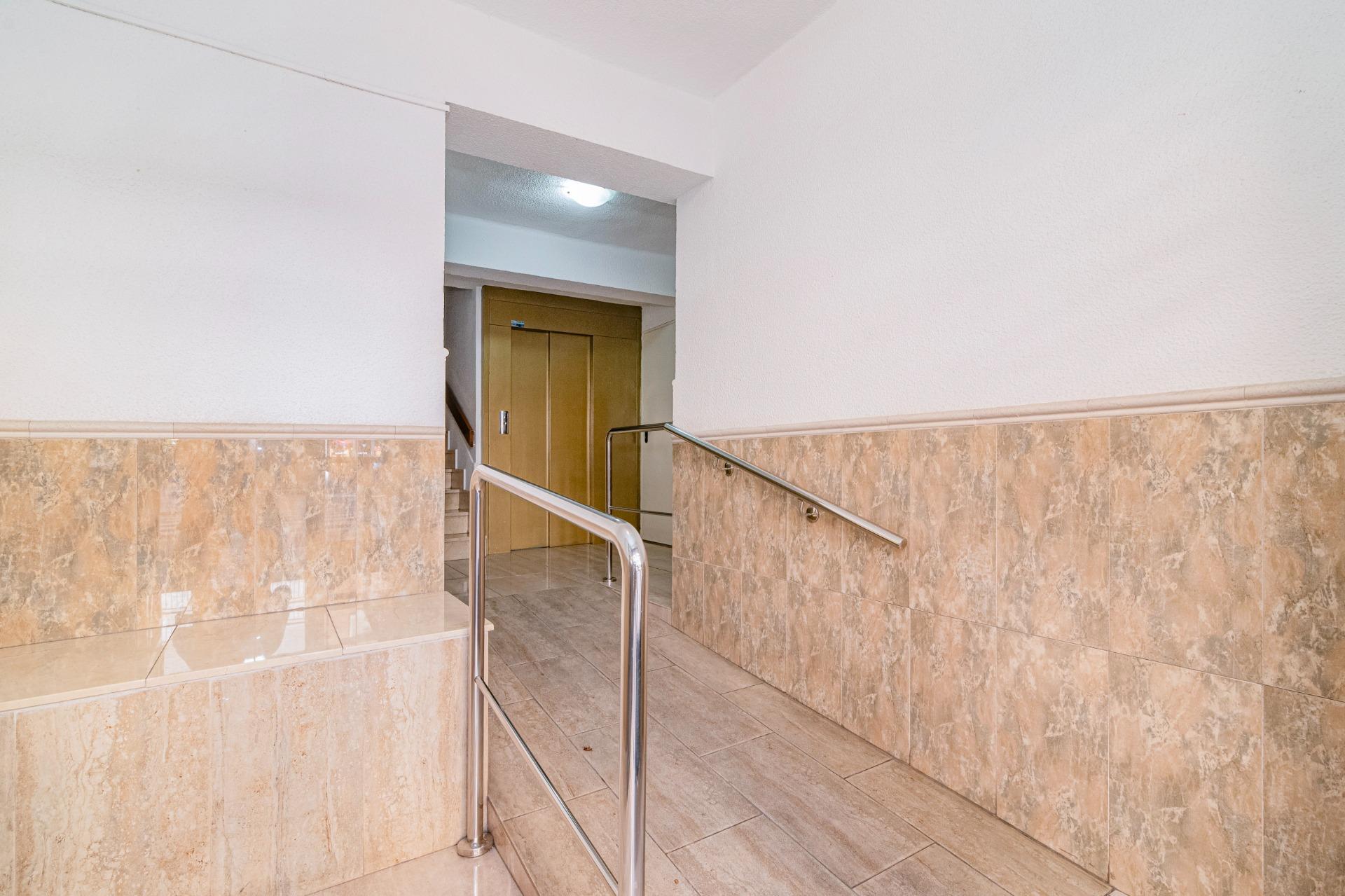 Piso en Calle Arabial - foto 27