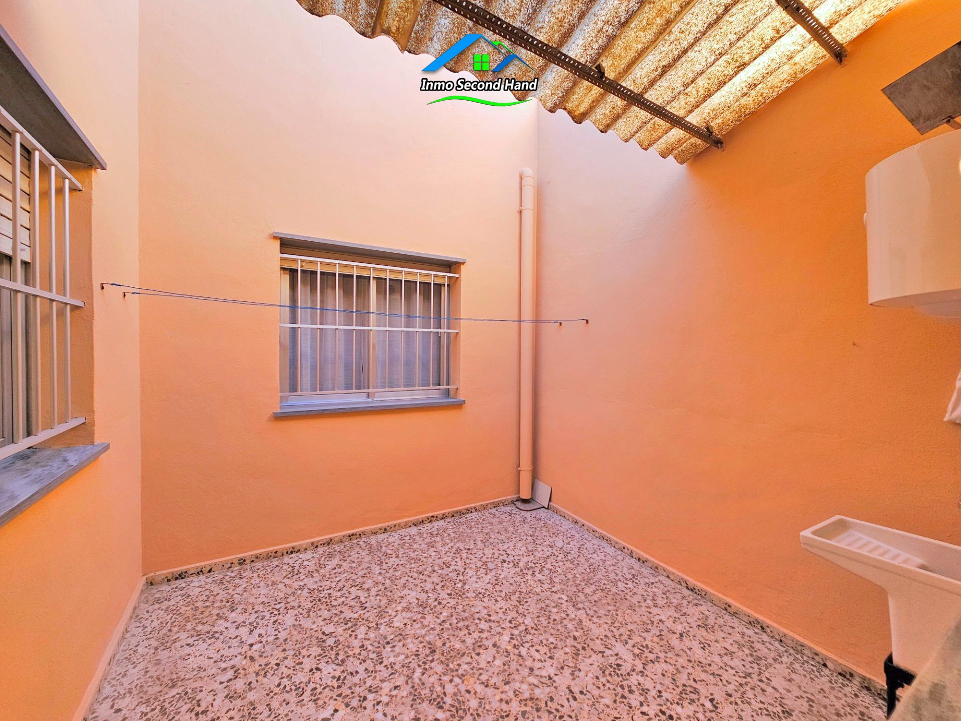 PLANTA BAJA CON COCHERA Y TERRAZA SOLO PARA ESTUDIANTES - foto 32