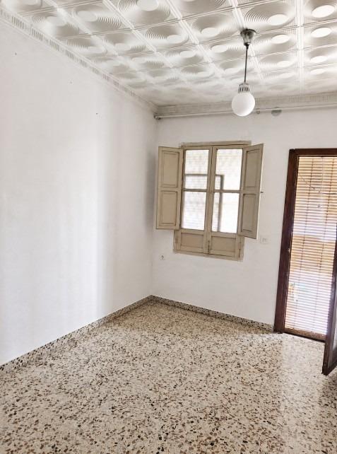 Estupenda casa en Guadalupe para inversión - foto 2