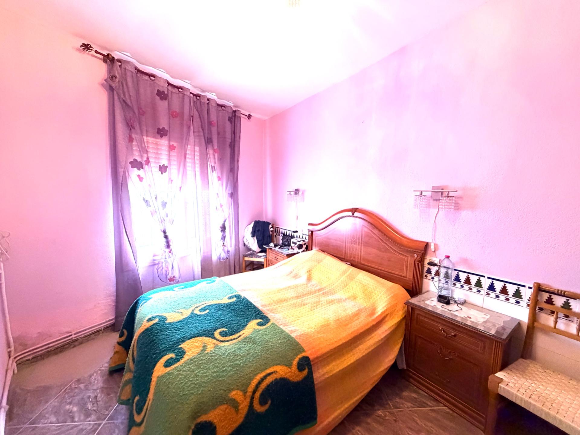 SE VENDE BONITA Y AMPLIA CASA EN CÚLLAR (BAZA) - foto 11