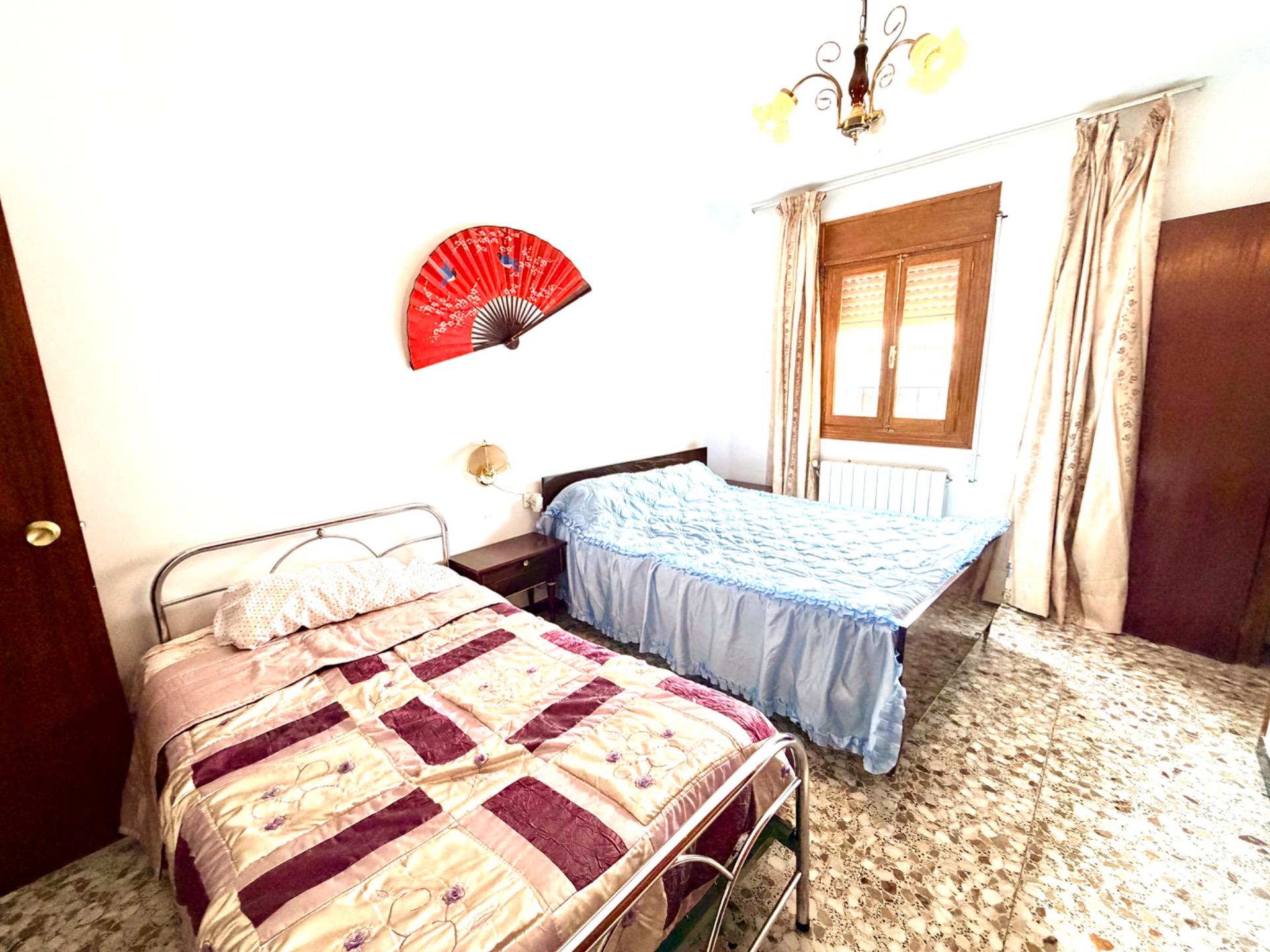 SE VENDE BONITA Y AMPLIA CASA EN CÚLLAR (BAZA) - foto 21