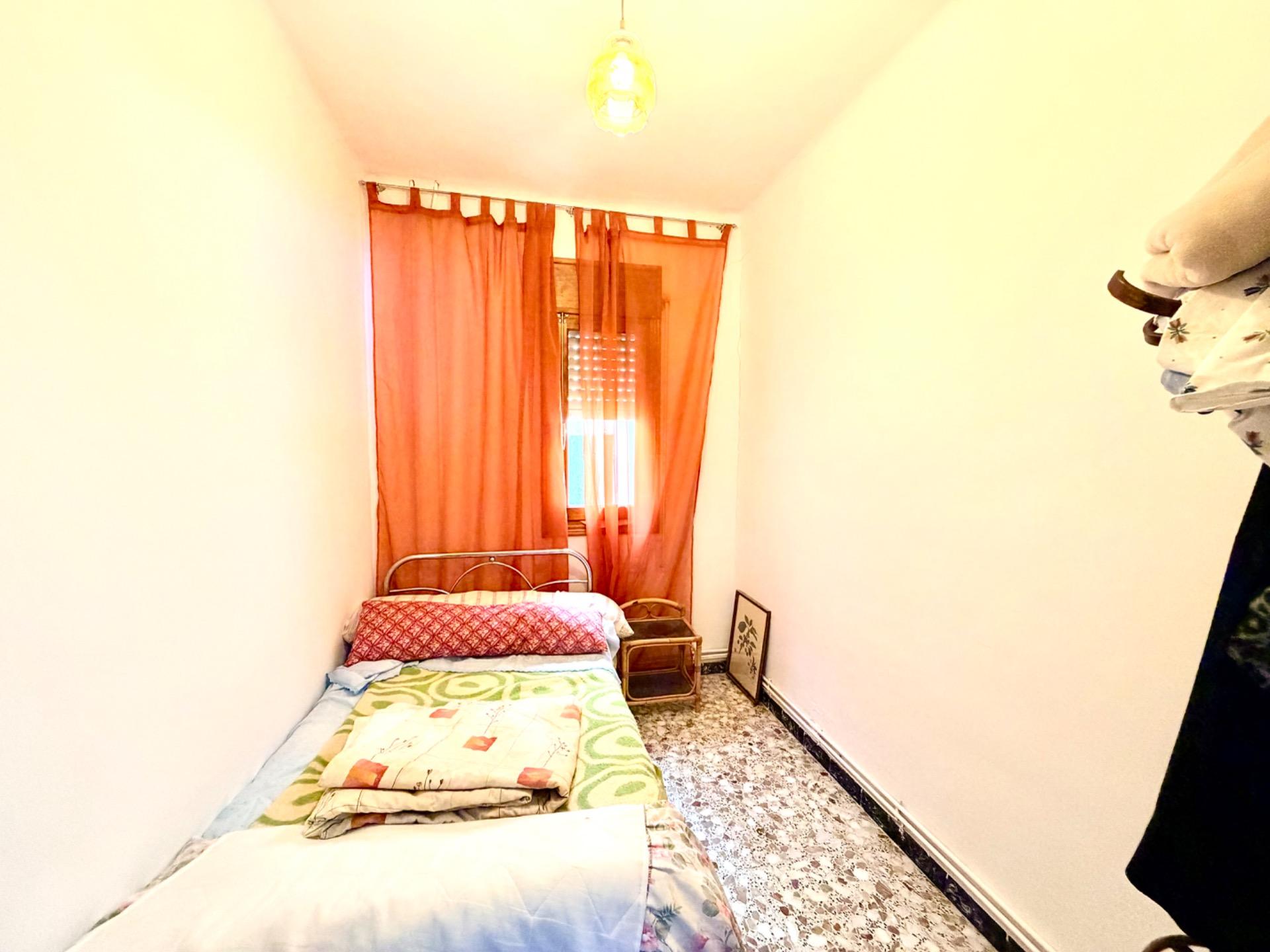 SE VENDE BONITA Y AMPLIA CASA EN CÚLLAR (BAZA) - foto 23