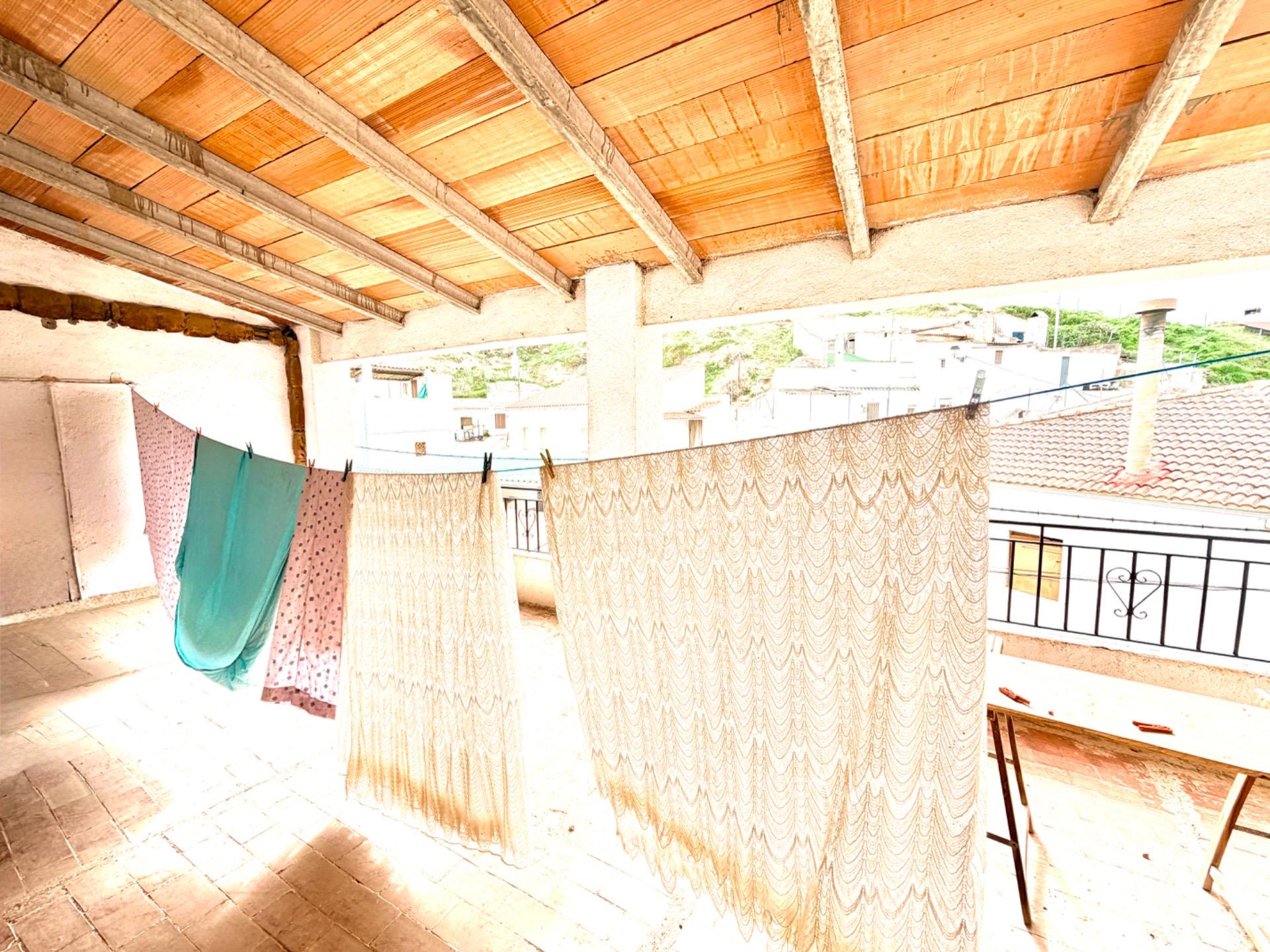 SE VENDE BONITA Y AMPLIA CASA EN CÚLLAR (BAZA) - foto 43