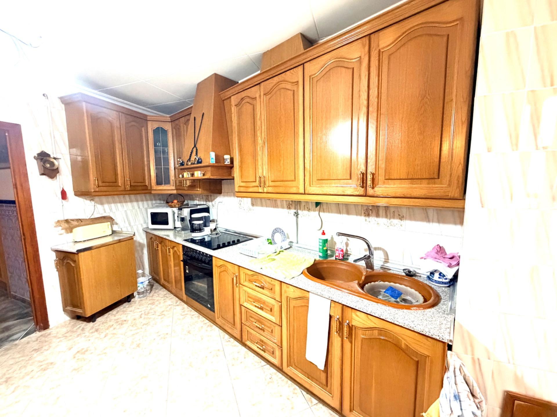 SE VENDE BONITA Y AMPLIA CASA EN CÚLLAR (BAZA) - foto 7