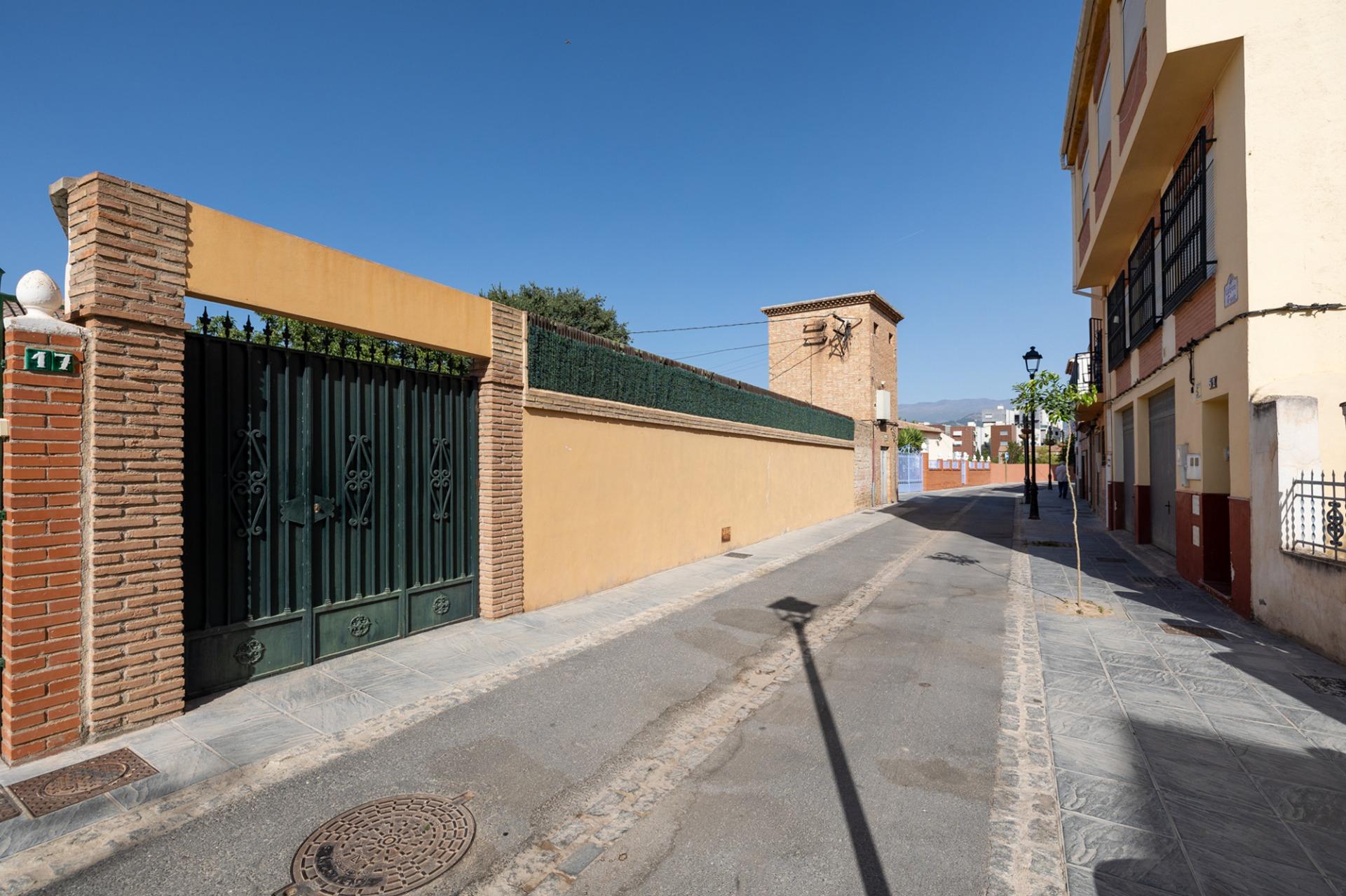 Terreno urbano Alhendín excelente como inversión futura y di - foto 5