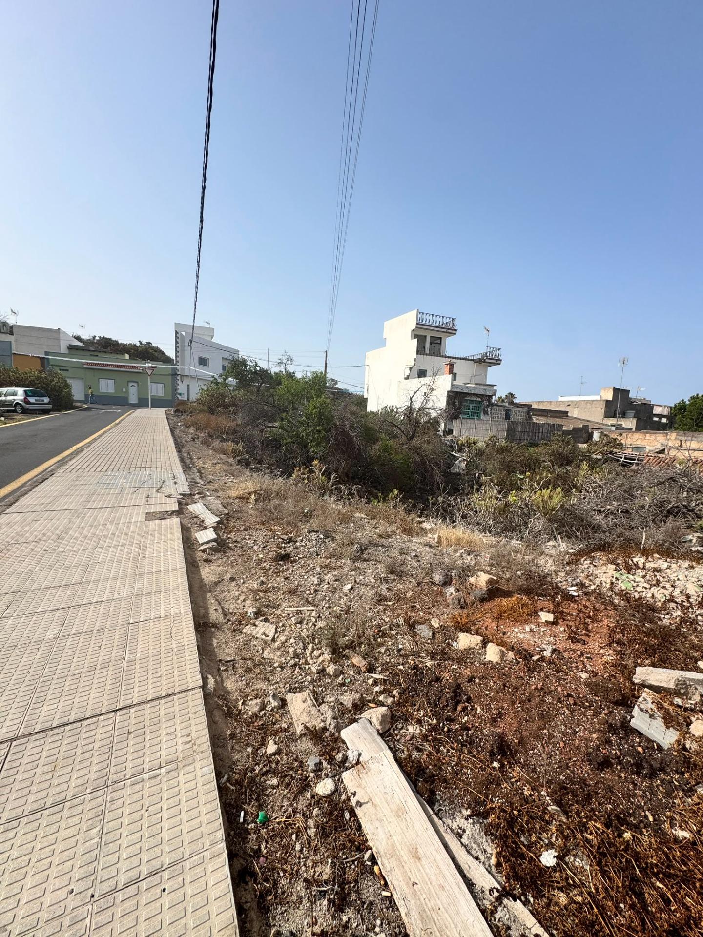 TERRENO URBANO SOLO  PERMUTA EN GUÍA DE ISORA DE 5126 M2 APR - foto 5