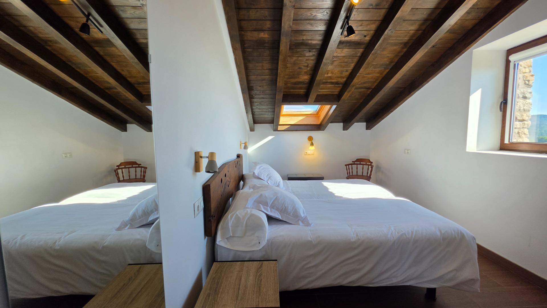 Casona rústica en Ruiloba con vistas al mar: amplitud, carác - foto 25