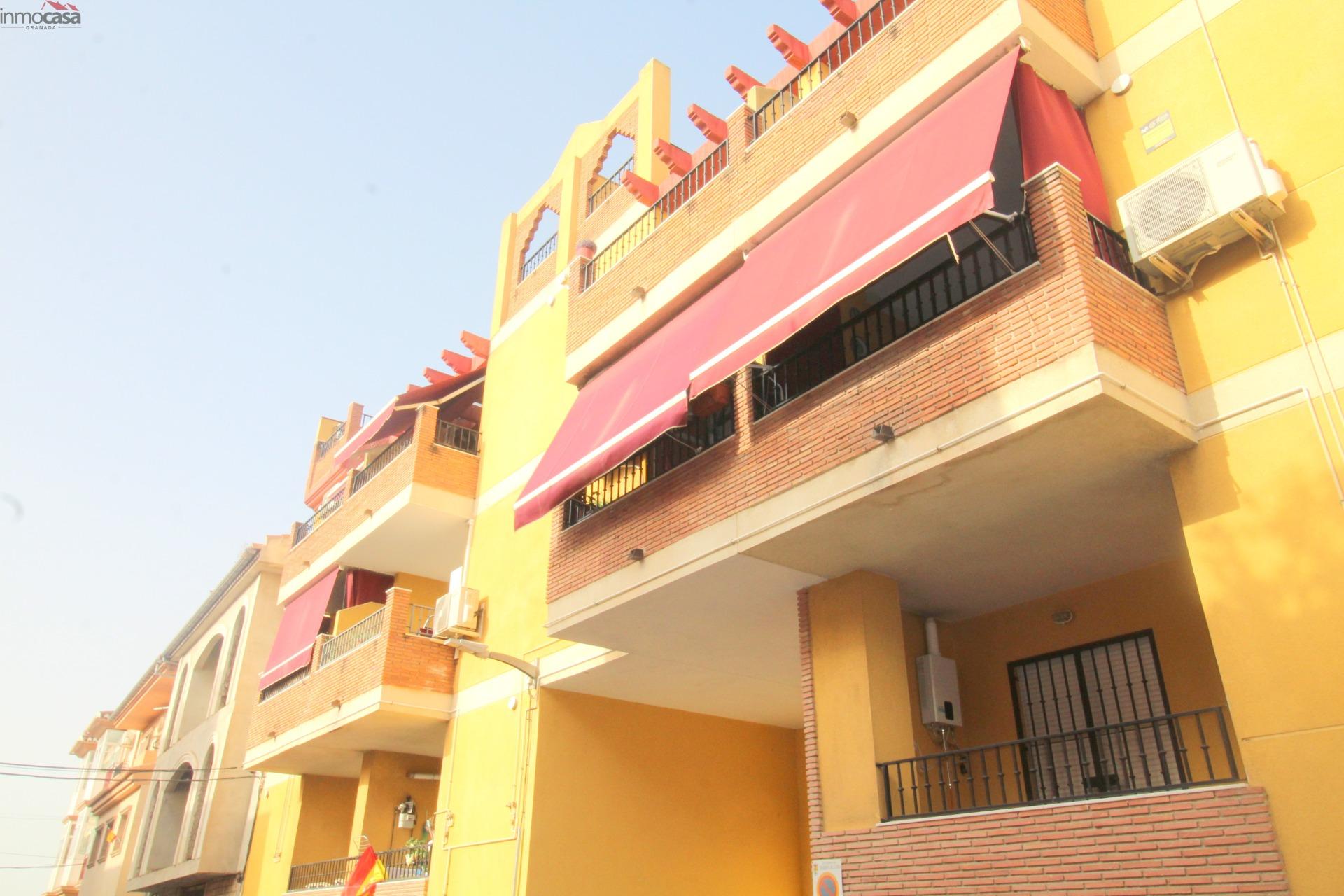 800€ Ático con amplia terraza soleada - foto 39