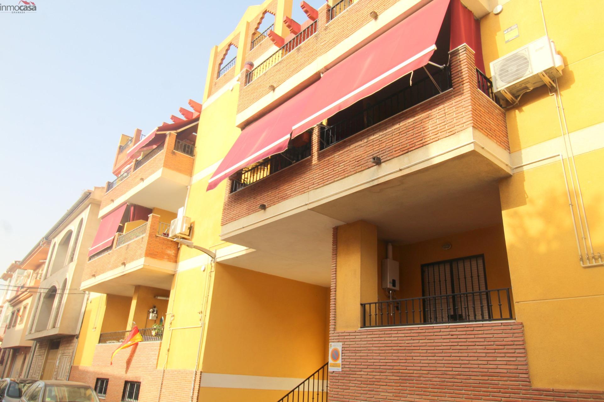 800€ Ático con amplia terraza soleada - foto 40