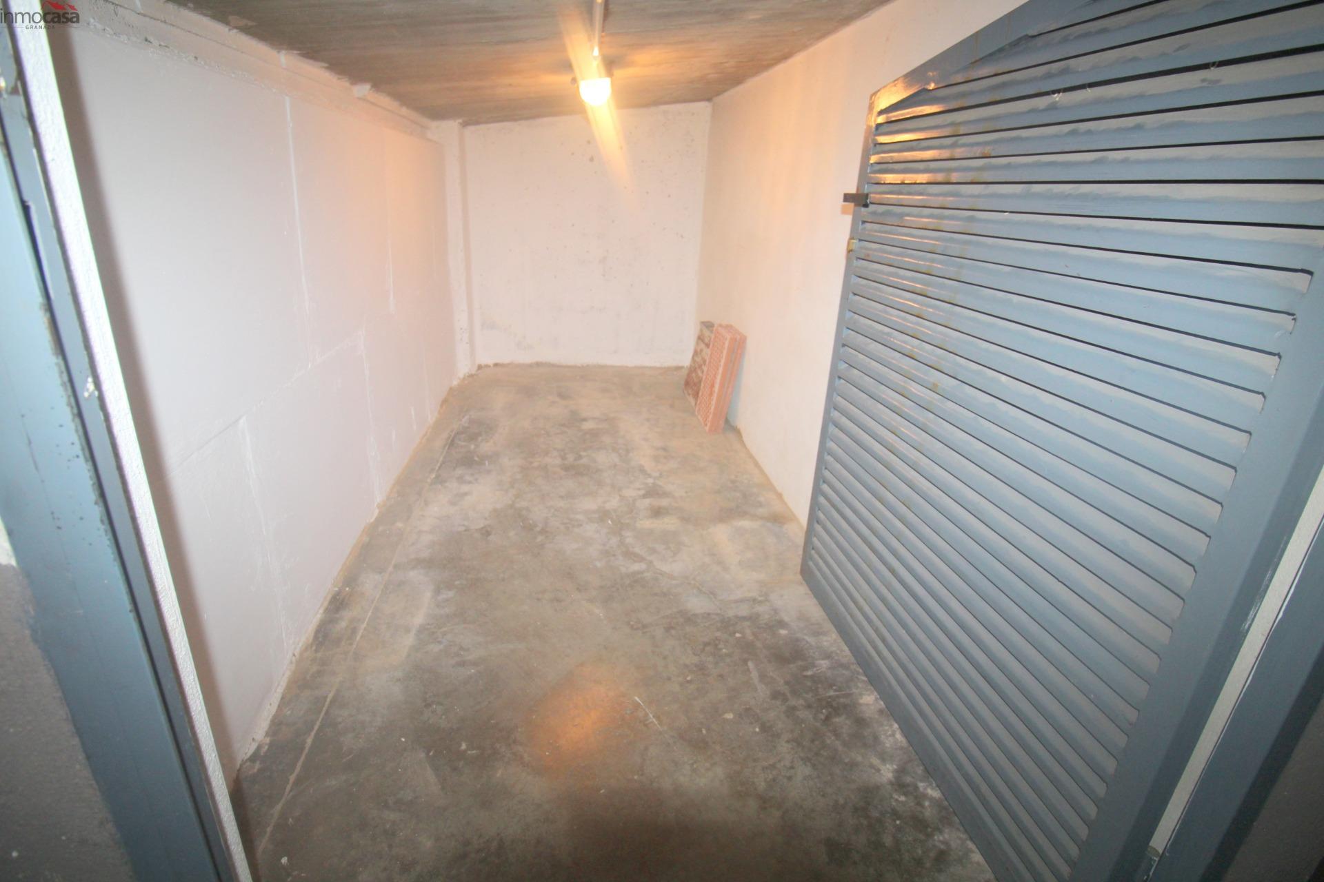 700€  piso de dos dormitorios,,  céntrico en Armilla - foto 17