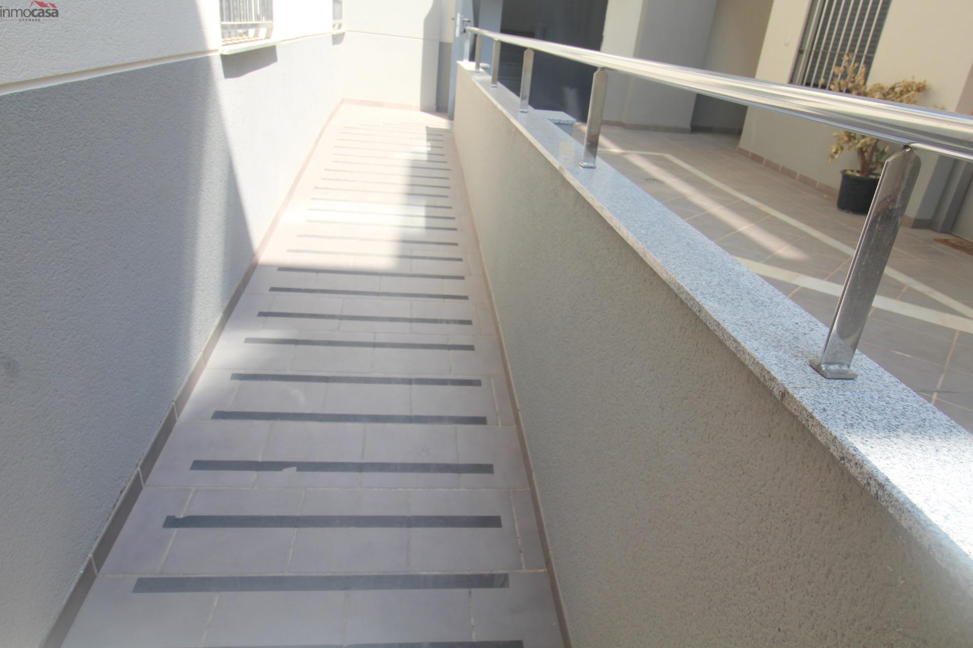 700€  piso de dos dormitorios,,  céntrico en Armilla - foto 22