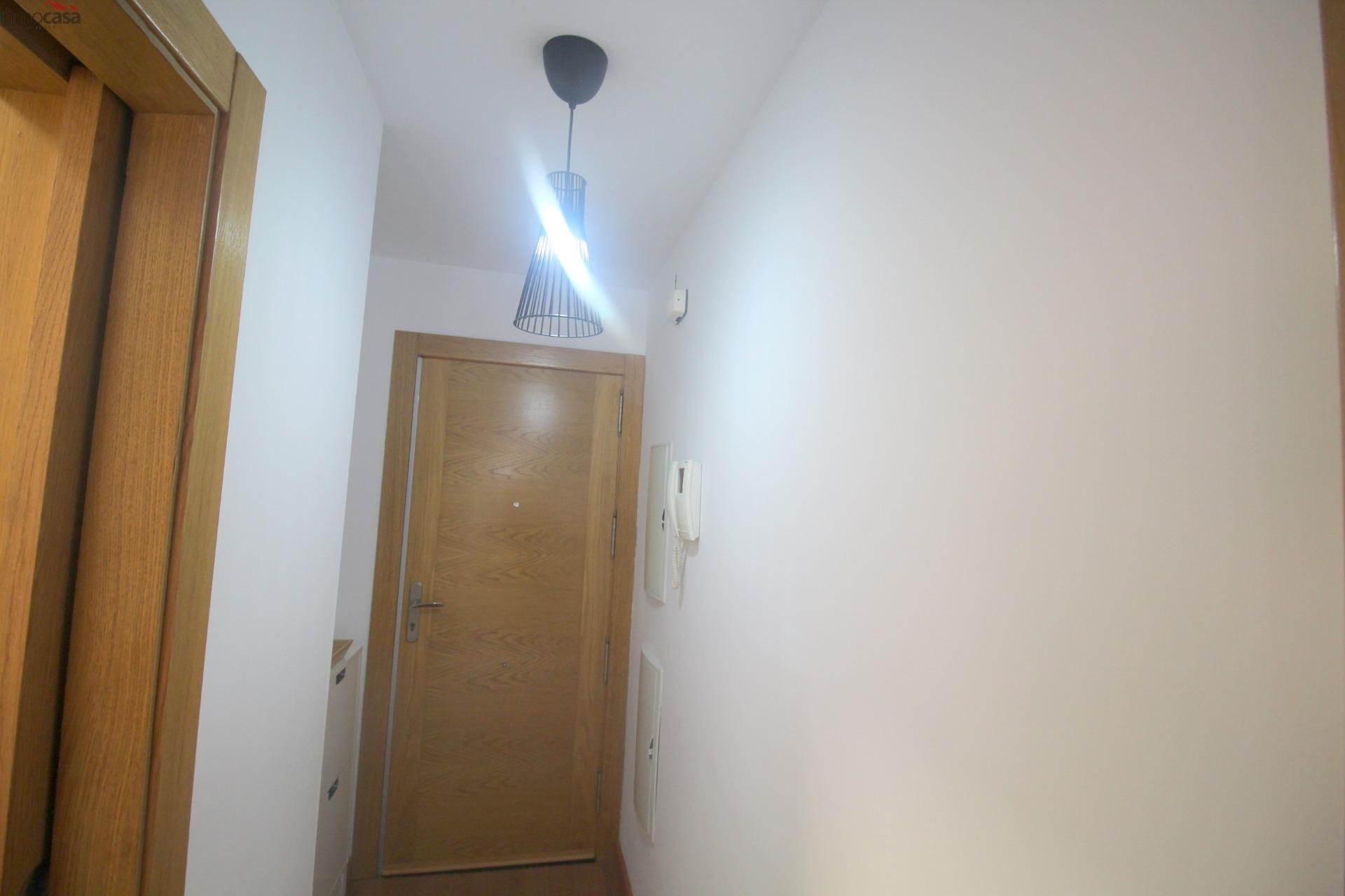700€  piso de dos dormitorios,,  céntrico en Armilla - foto 5