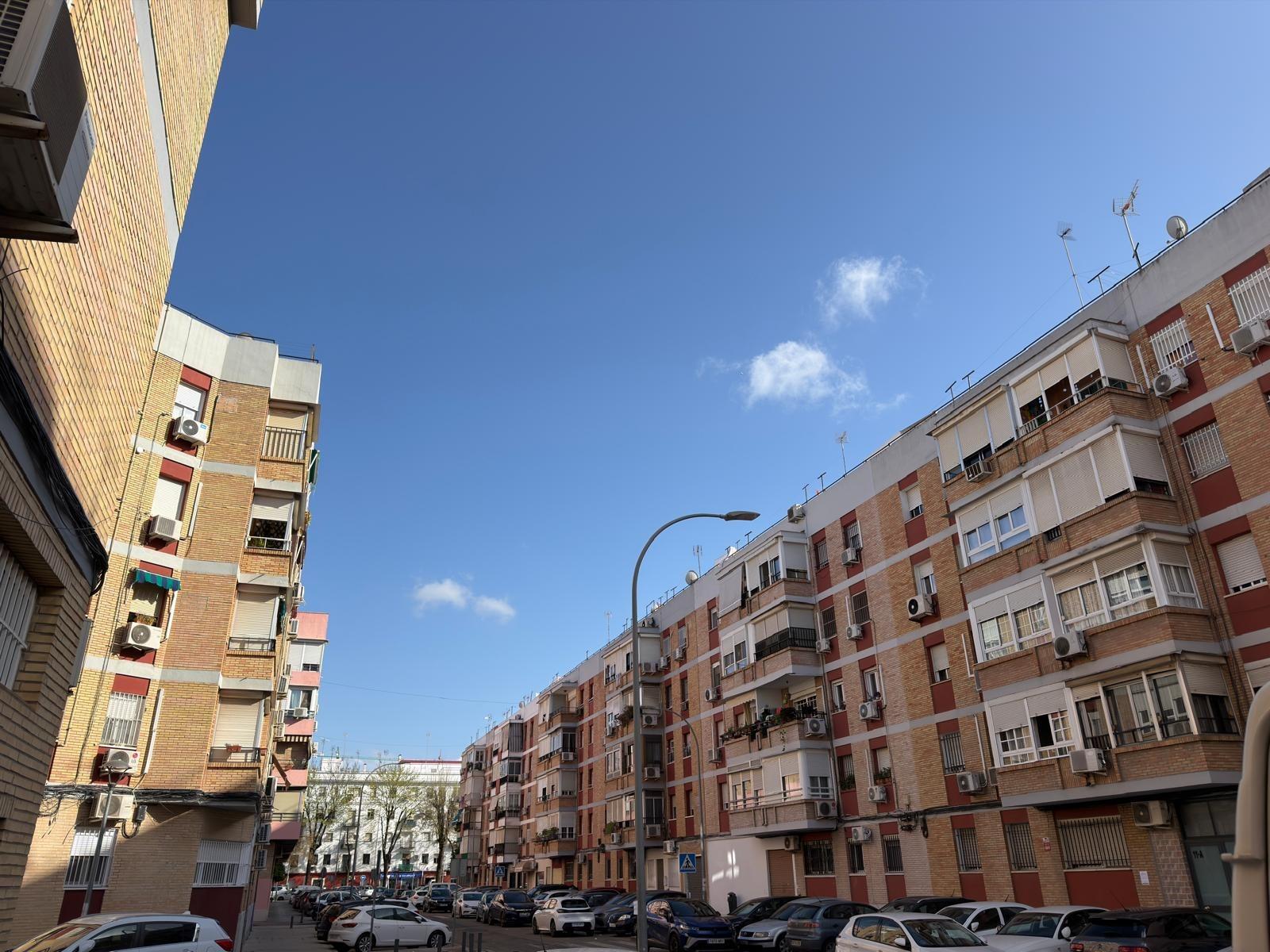 Estupendo piso en Triana, Sevilla - foto 3