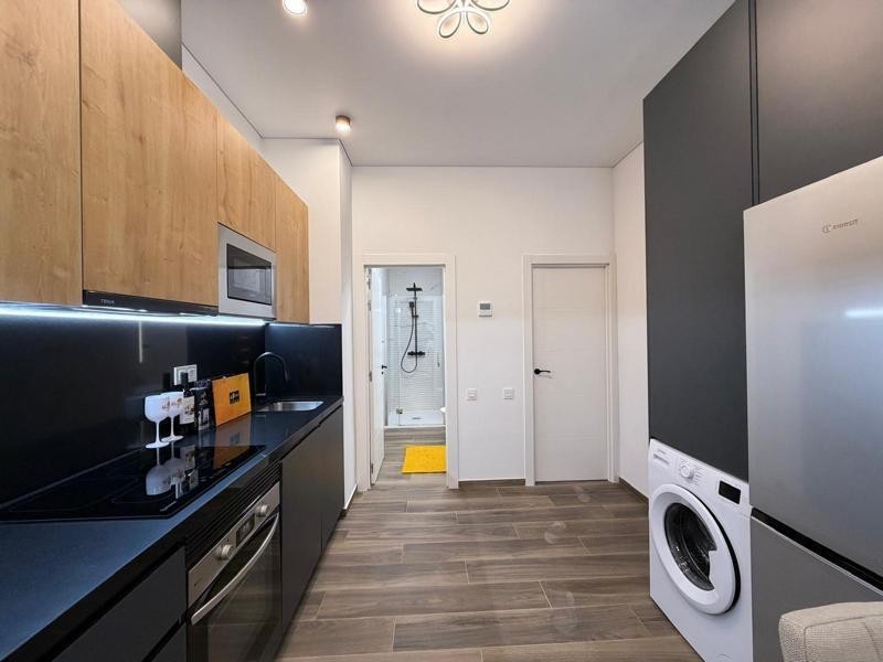 Venta de piso en Torrevieja, de 60m2 con 2 dormitorios y 1 b - foto 12