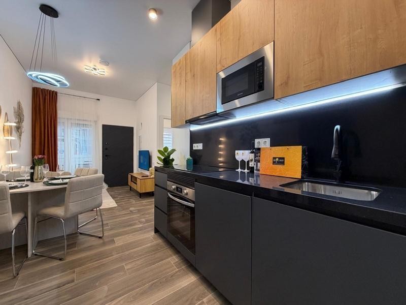 Venta de piso en Torrevieja, de 60m2 con 2 dormitorios y 1 b - foto 13