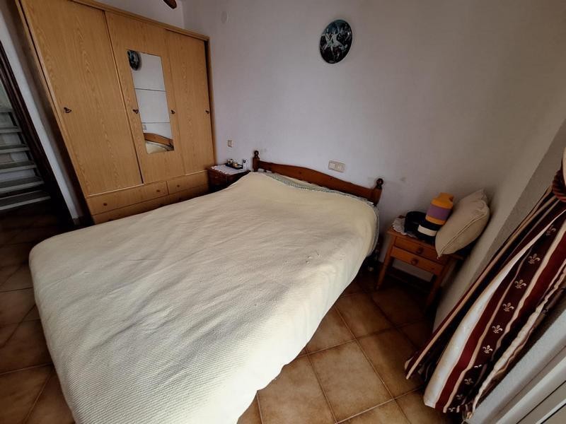 Venta de piso en Torrevieja, de 77m2 con 2 dormitorios y 1 b - foto 16