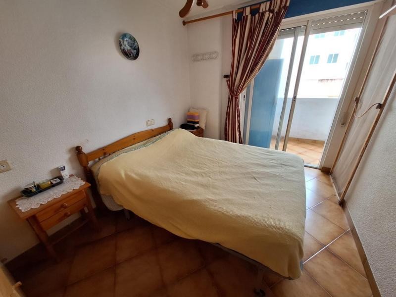 Venta de piso en Torrevieja, de 77m2 con 2 dormitorios y 1 b - foto 17