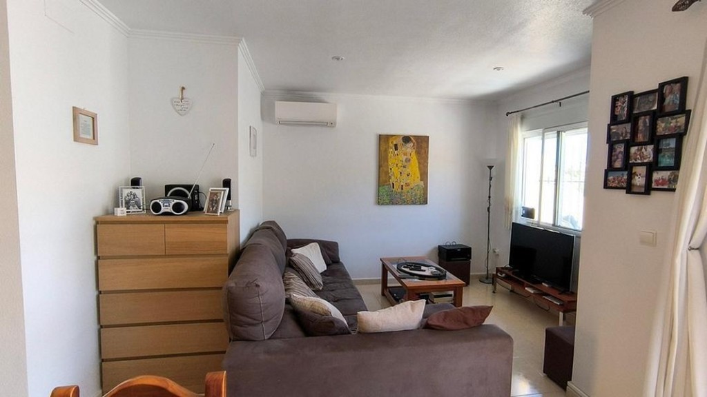 Venta de piso en Benijofar, de 75m2 con 2 dormitorios y 2 ba - foto 17