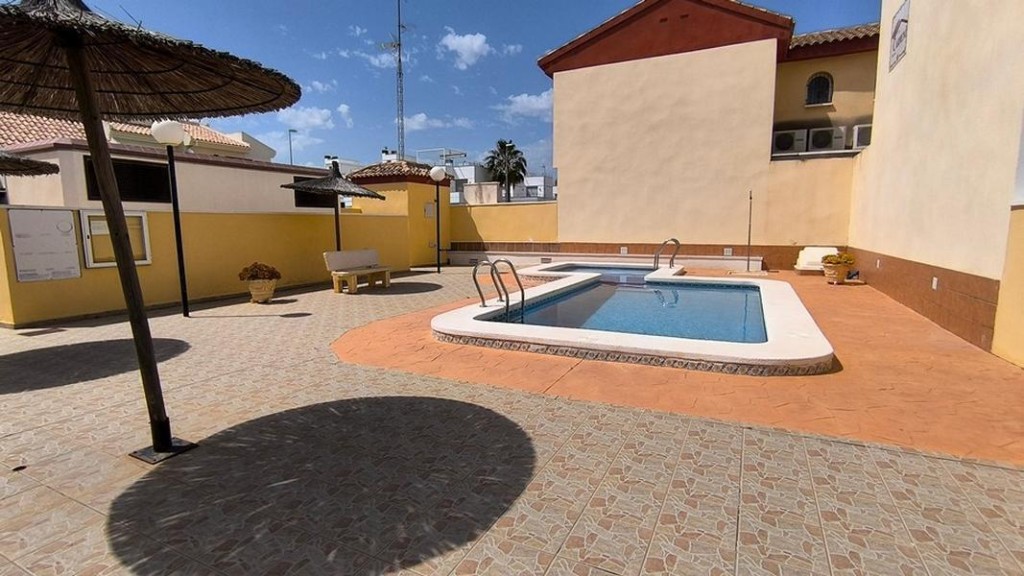 Venta de quad villa en Ciudad quesada, de 102m2 con 3 dormit - foto 11