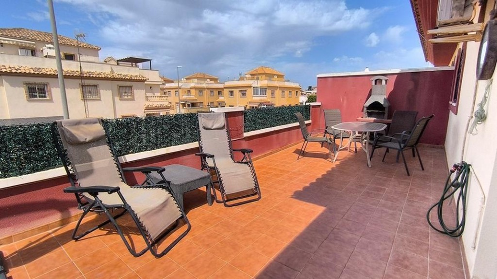Venta de quad villa en Ciudad quesada, de 102m2 con 3 dormit - foto 8