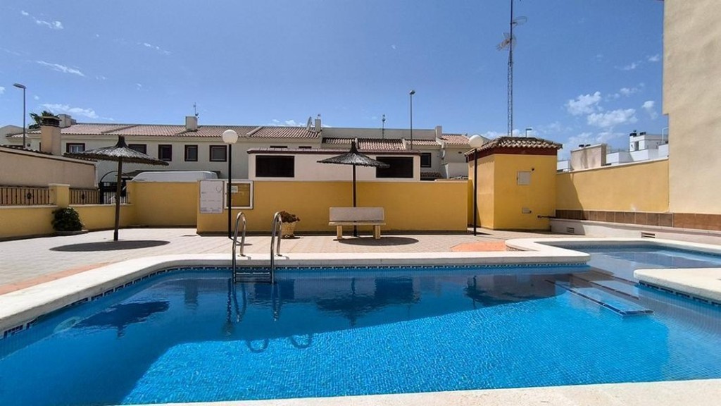 Venta de quad villa en Ciudad quesada, de 102m2 con 3 dormit - foto 10
