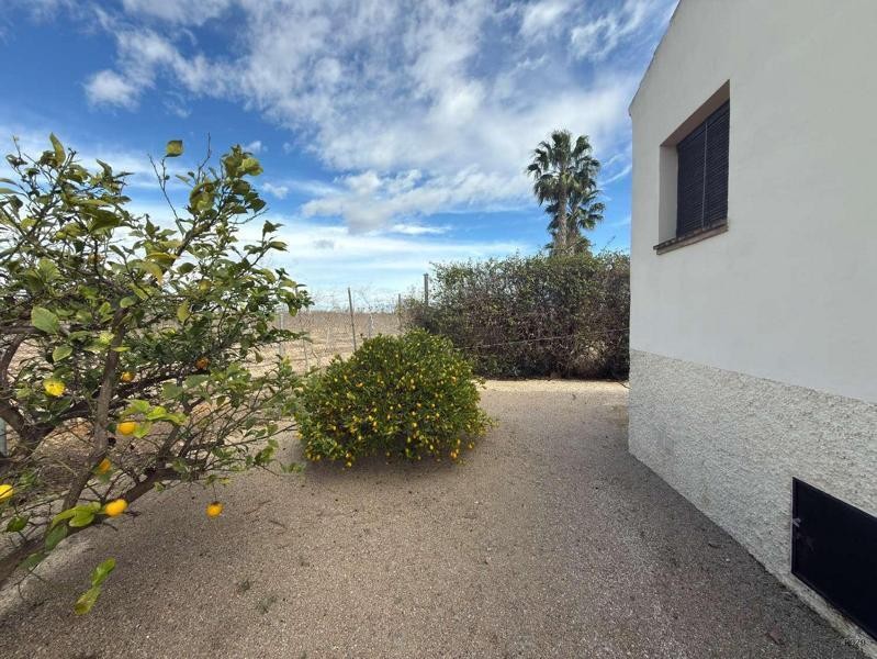 Venta de villa en Catral, de 105m2 con 2 dormitorios y 2 bañ - foto 11