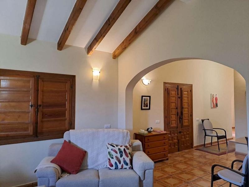 Venta de villa en Catral, de 105m2 con 2 dormitorios y 2 bañ - foto 28
