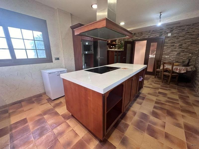 Venta de chalet en Catral, de 700m2 con 6 dormitorios y 4 ba - foto 25
