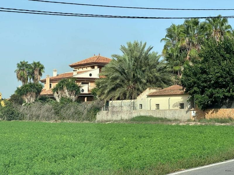 Venta de chalet en Catral, de 700m2 con 6 dormitorios y 4 ba - foto 27