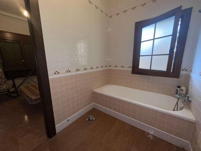 Venta de chalet en Catral, de 700m2 con 6 dormitorios y 4 ba - foto 52