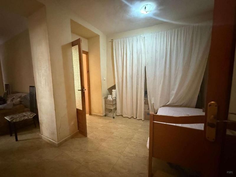 Venta de adosado en Catral, de 500m2 con 5 dormitorios y 2 b - foto 14