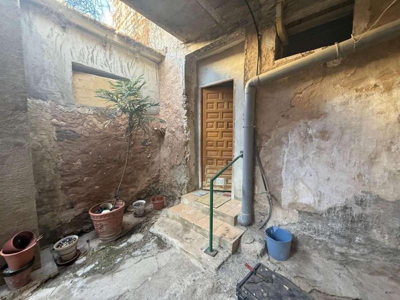 Venta de adosado en Catral, de 500m2 con 5 dormitorios y 2 b - foto 21