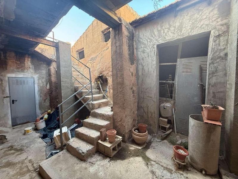 Venta de adosado en Catral, de 500m2 con 5 dormitorios y 2 b - foto 24
