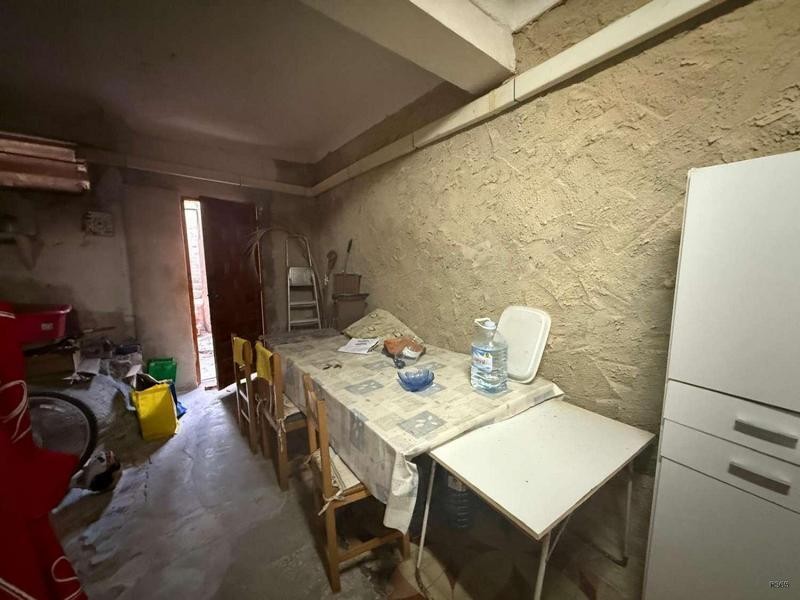 Venta de adosado en Catral, de 500m2 con 5 dormitorios y 2 b - foto 9