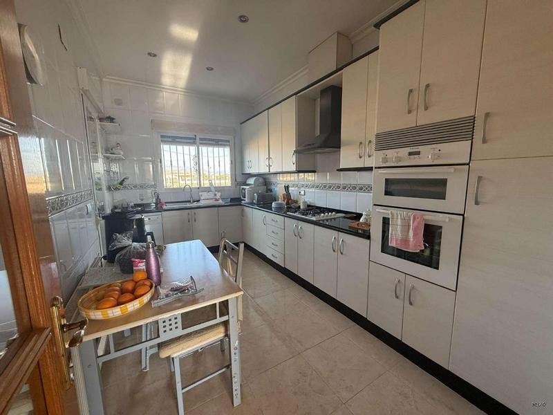 Venta de villa en Catral, de 169m2 con 4 dormitorios y 3 bañ - foto 24