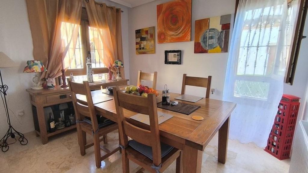 Venta de villa en Algorfa, de 122m2 con 3 dormitorios y 2 ba - foto 18