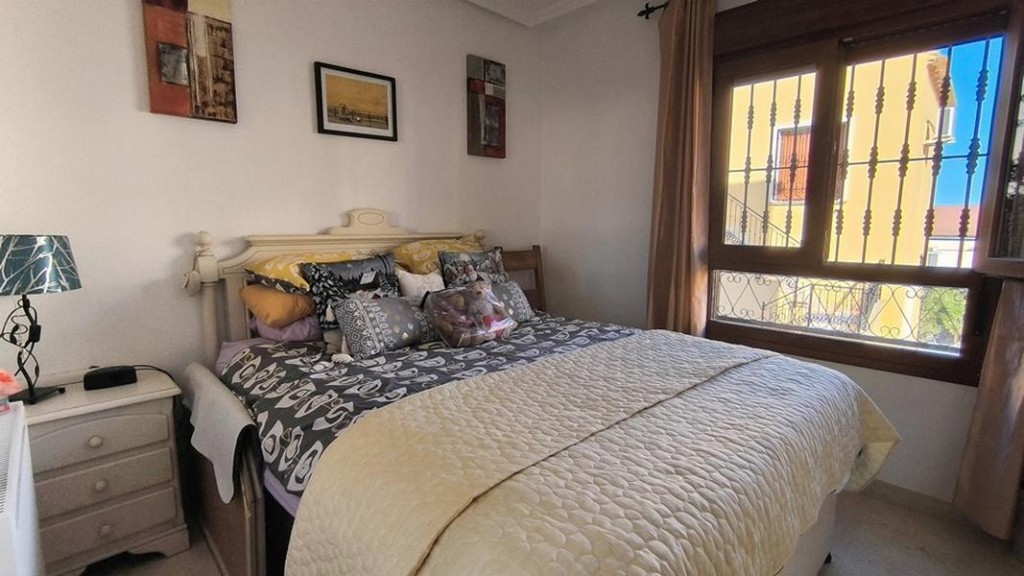 Venta de villa en Algorfa, de 122m2 con 3 dormitorios y 2 ba - foto 20