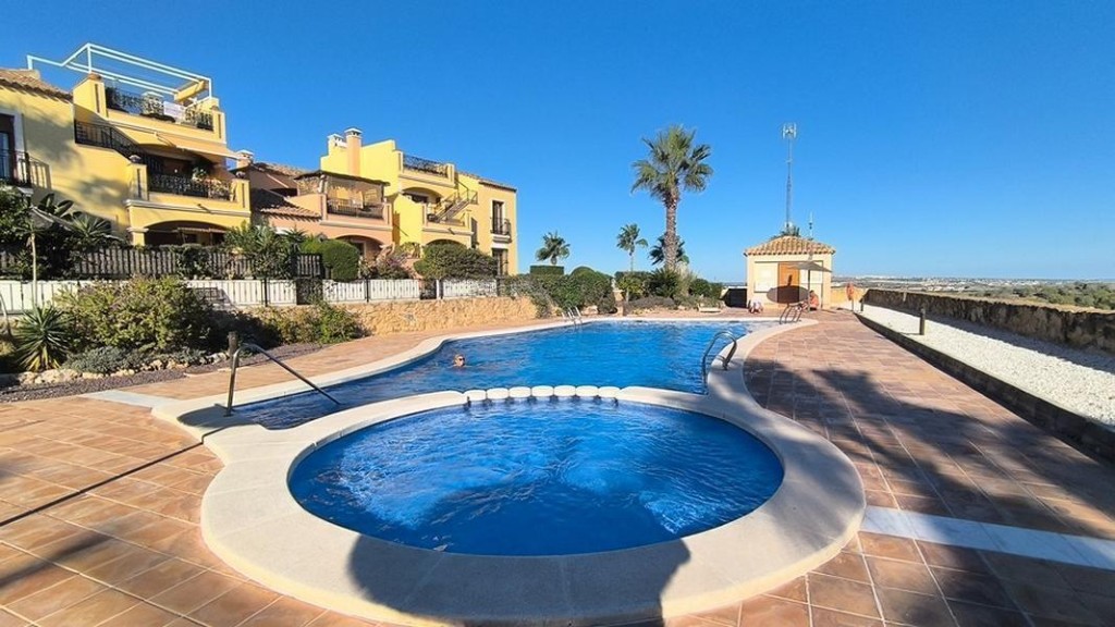 Venta de villa en Algorfa, de 122m2 con 3 dormitorios y 2 ba - foto 38