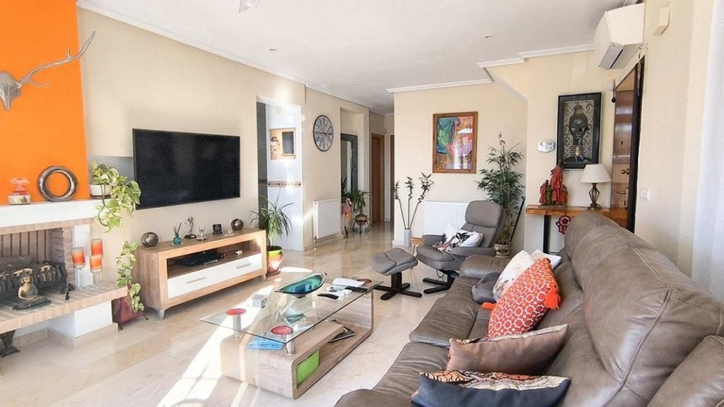 Venta de villa en Algorfa, de 122m2 con 3 dormitorios y 2 ba - foto 7