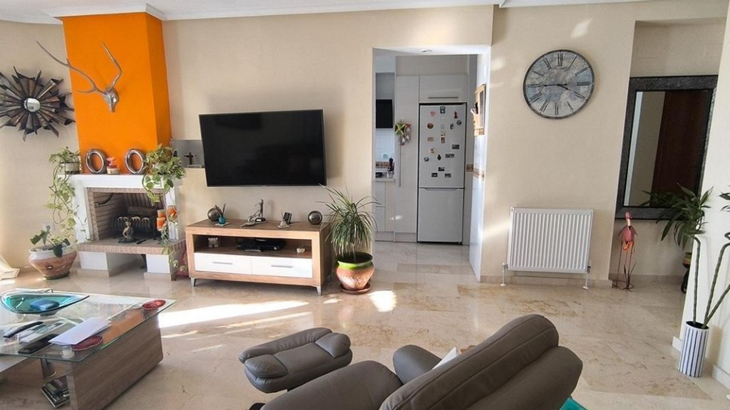 Venta de villa en Algorfa, de 122m2 con 3 dormitorios y 2 ba - foto 9