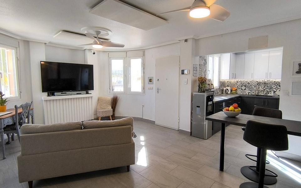 Venta de villa en Ciudad quesada, de 182m2 con 4 dormitorios - foto 15