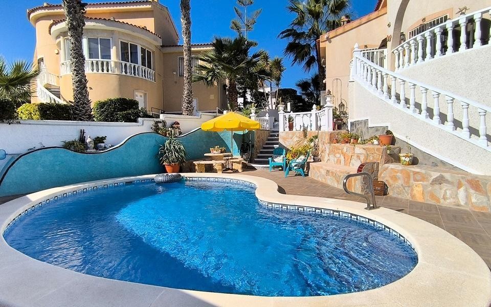 Venta de villa en Ciudad quesada, de 182m2 con 4 dormitorios - foto 6