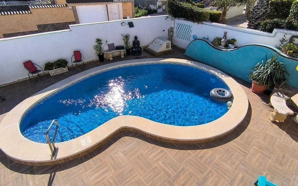 Venta de villa en Ciudad quesada, de 182m2 con 4 dormitorios - foto 9