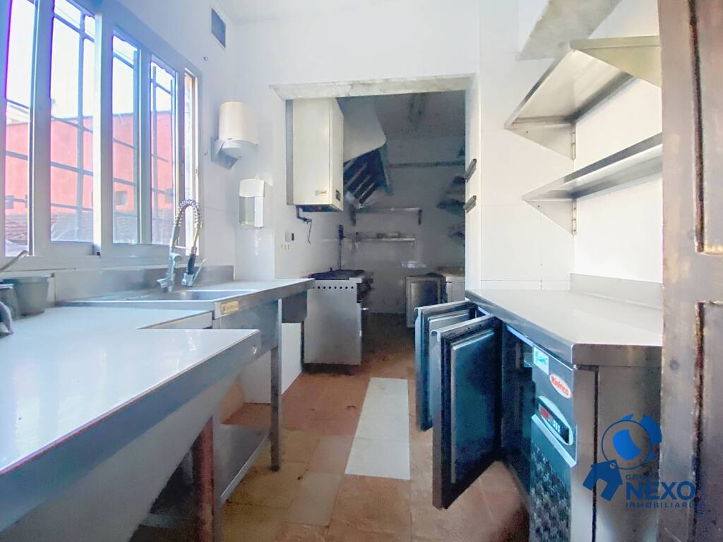 Local de hostelería con gran terraza y barbacoa en El Reboll - foto 12