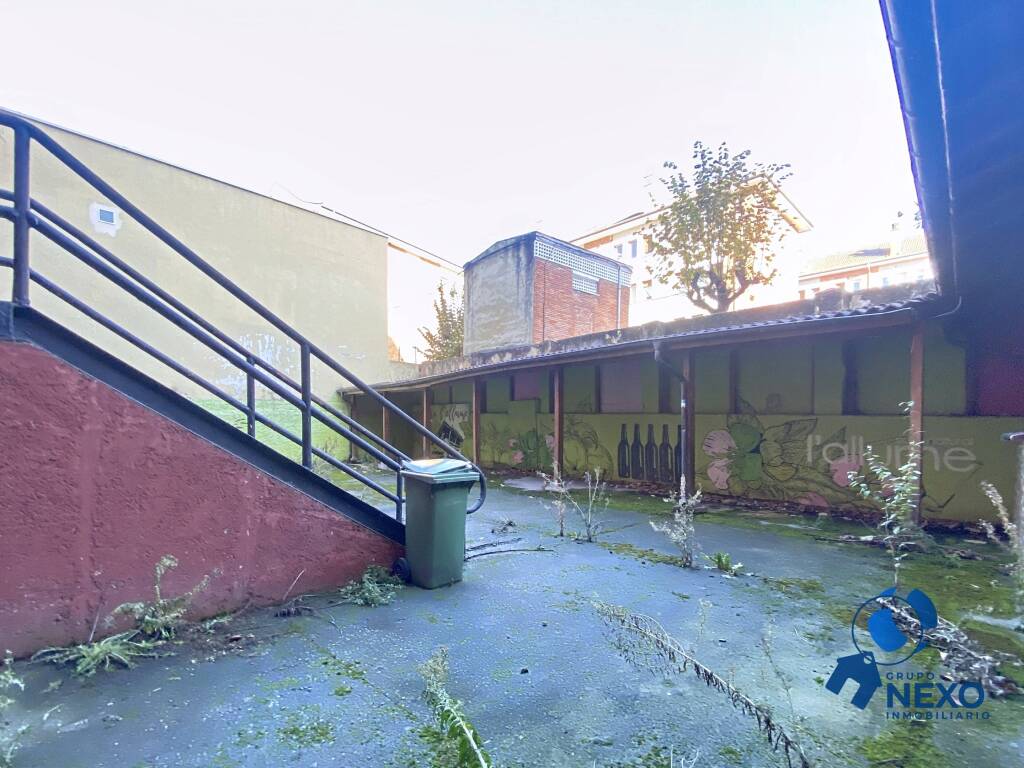 Local de hostelería con gran terraza y barbacoa en El Reboll - foto 18
