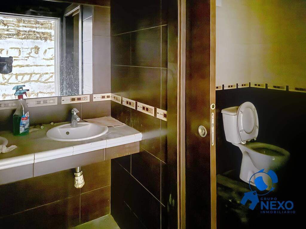 Amplio local comercial de 240 m2 en excelente estado, ideal  - foto 3