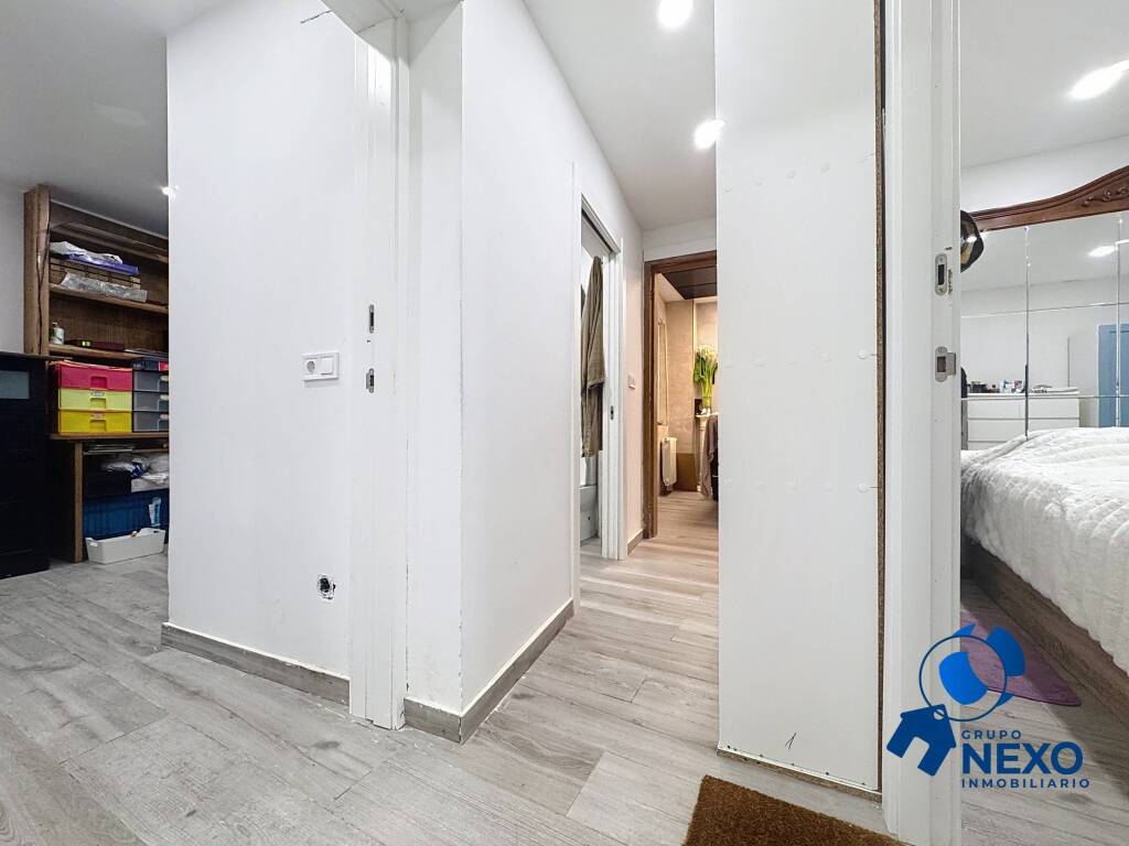 Semisótano totalmente reformado con terraza – listo para ent - foto 12