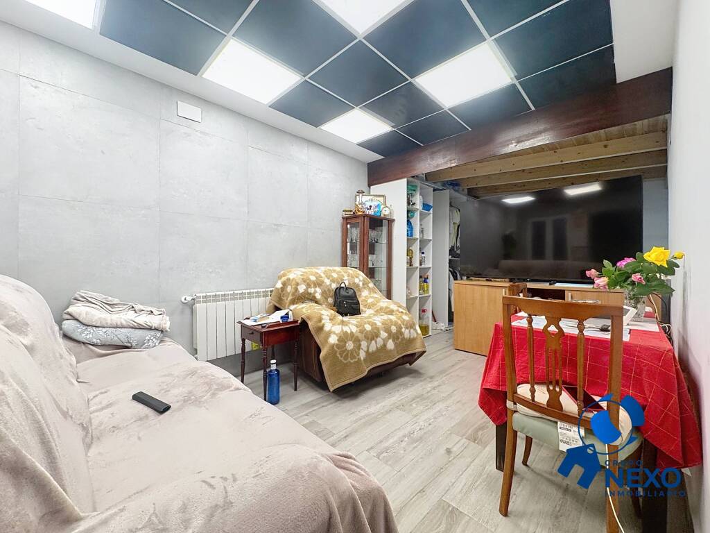 Semisótano totalmente reformado con terraza – listo para ent - foto 16