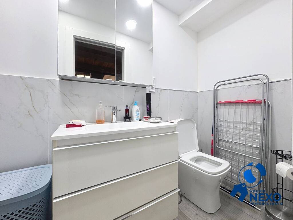 Semisótano totalmente reformado con terraza – listo para ent - foto 19